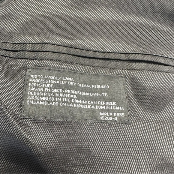 Stafford Houndstooth Sport Coat - Picture 6 of 7